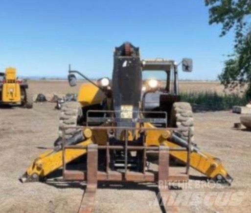 CAT TL1255D Teleskopiskie manipulatori