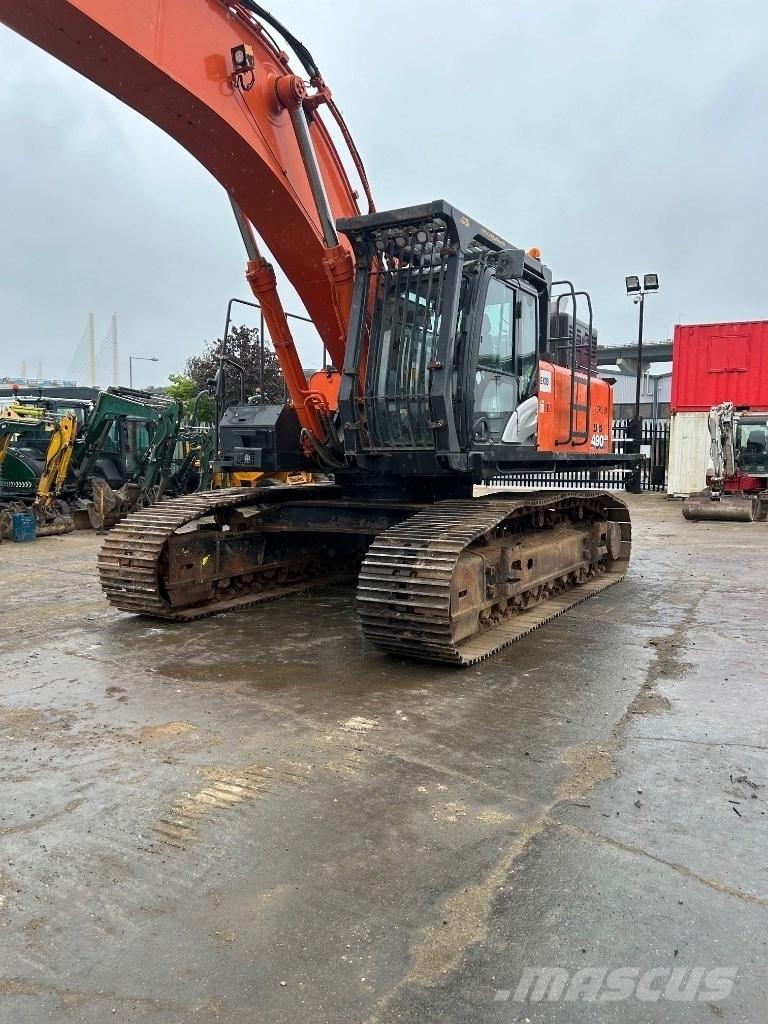 Hitachi 490 Kāpurķēžu ekskavatori
