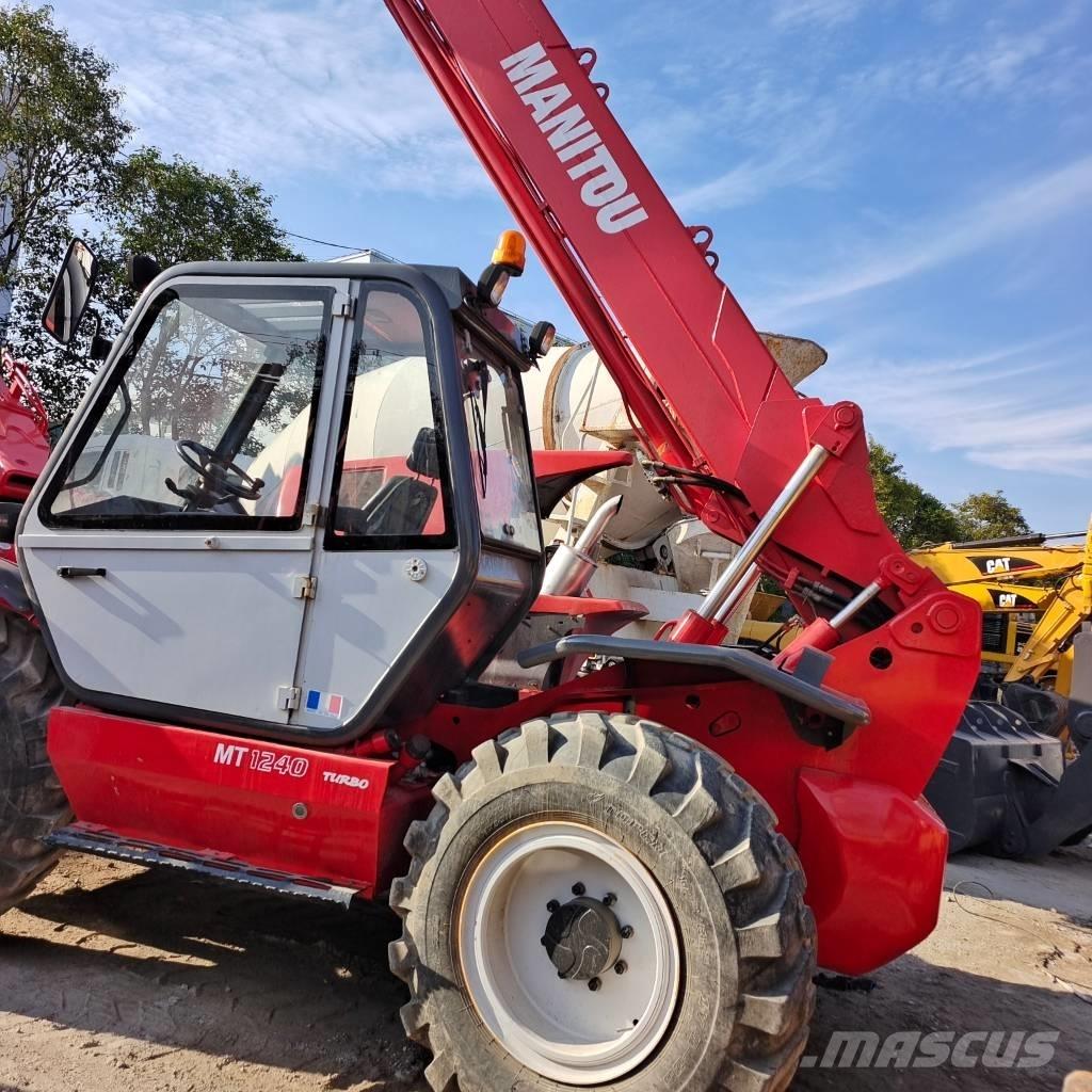 Manitou MT 1240 Teleskopiskie manipulatori