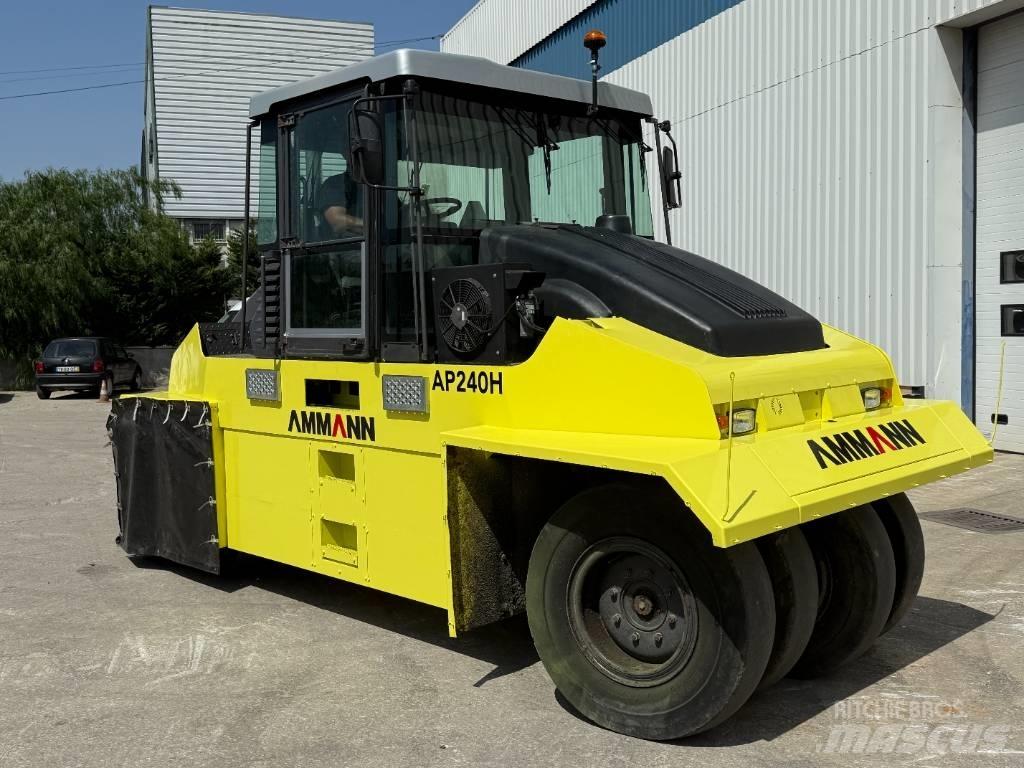 Ammann AP 240 H Pneimatiskie veltņi