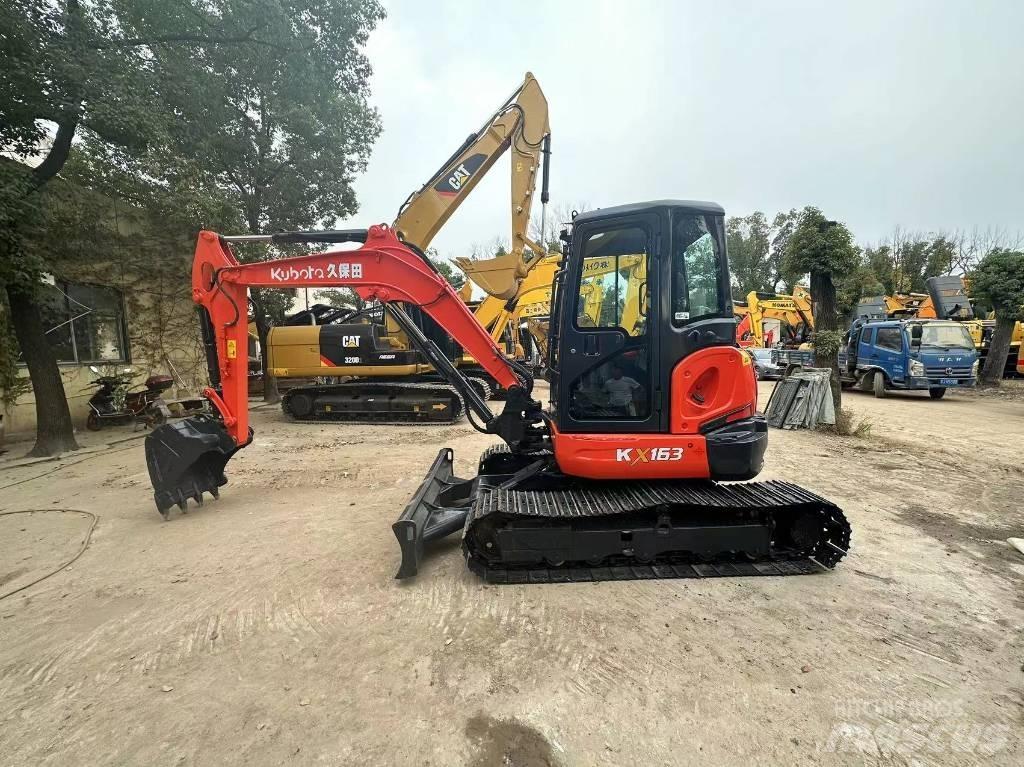 Kubota 163 Kāpurķēžu ekskavatori