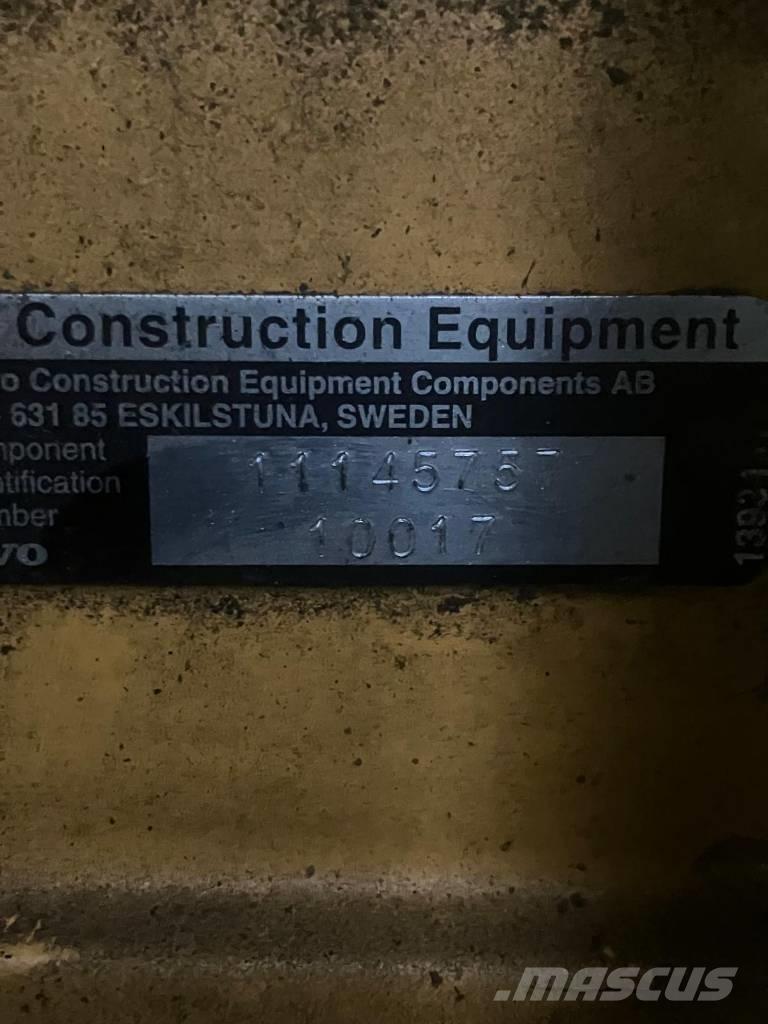 Volvo L 350 F Iekrāvēji uz riteņiem