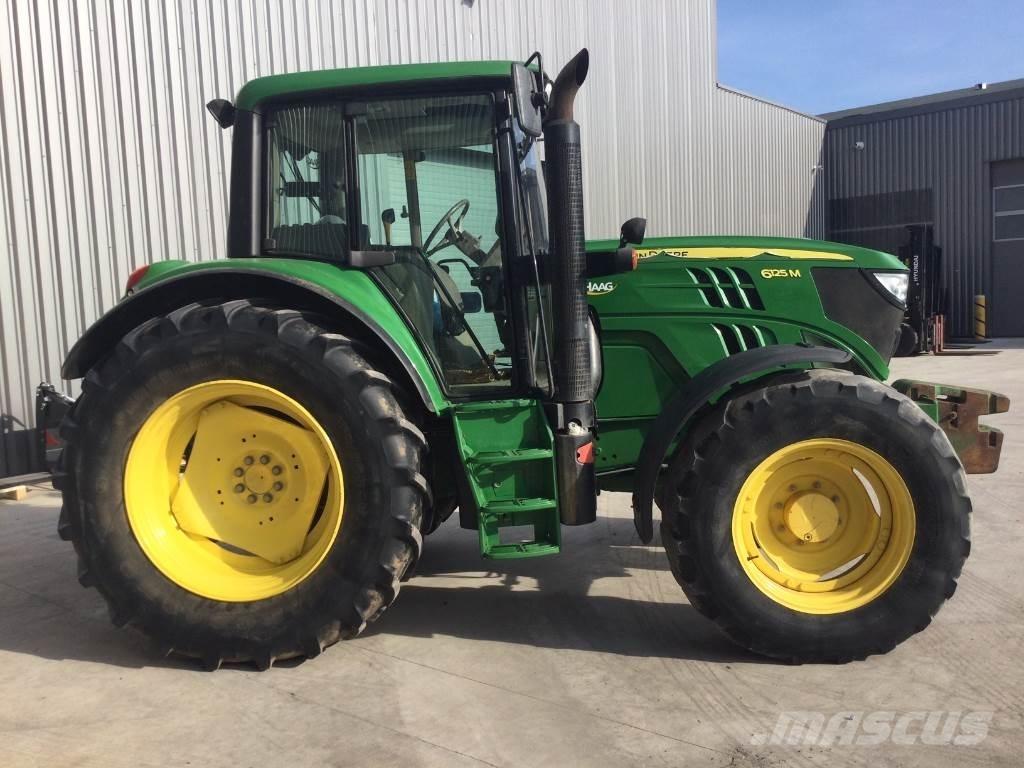 John Deere 6125M Traktori