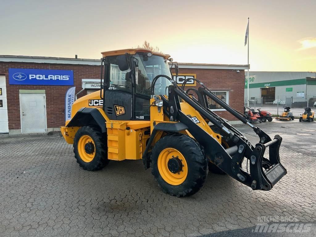 JCB 411 HT Iekrāvēji uz riteņiem