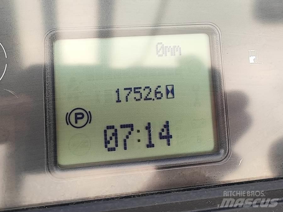 Linde R20B-01 Četru virzienu krāvēji