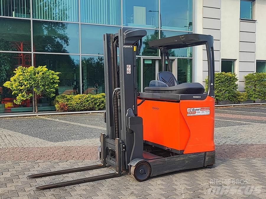 Linde R20B-01 Četru virzienu krāvēji