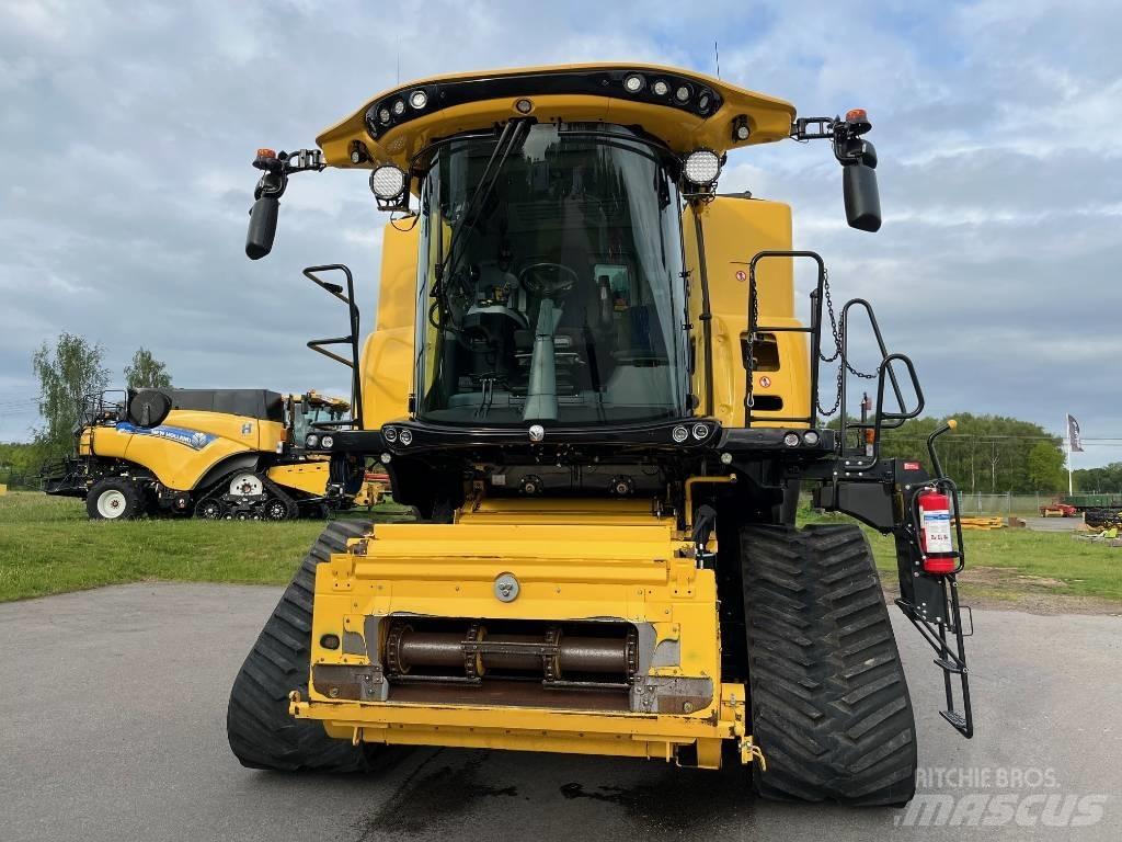 New Holland CR 10.90 Ražas novākšanas kombaini