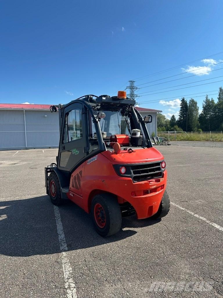 Linde H45D-02 Tehnika ar dīzeļa dzinēju