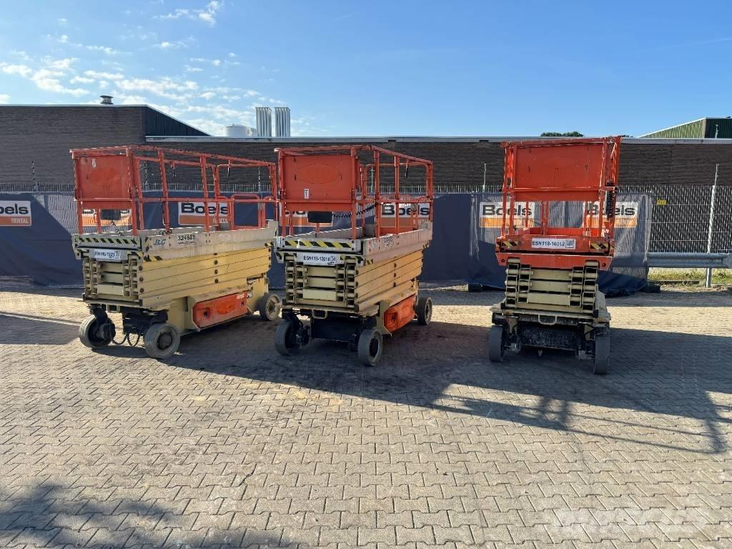 JLG 3246 ES Šķerveida pacēlāji