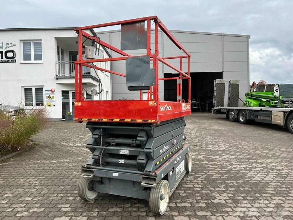 SkyJack SJ III 4632 Šķerveida pacēlāji