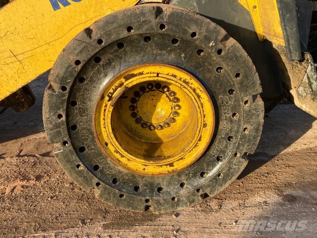 Komatsu WA 380-7 Iekrāvēji uz riteņiem