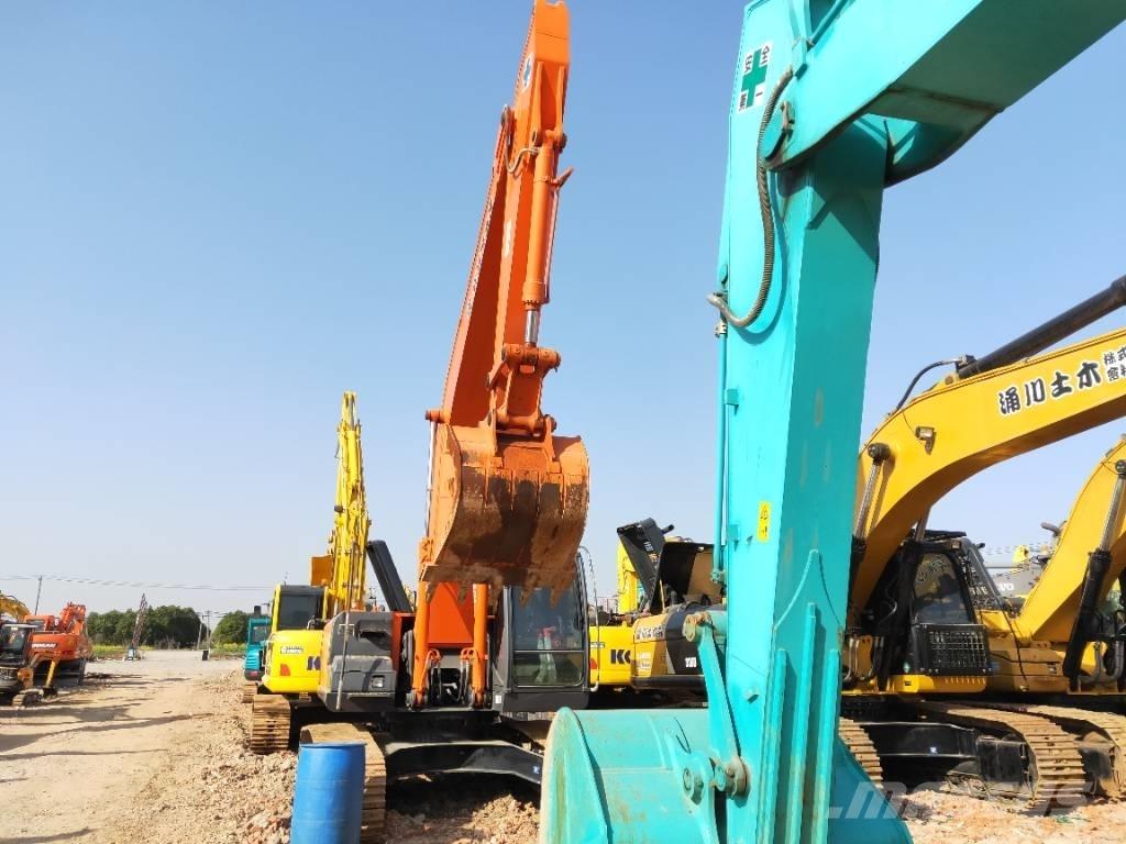 Hitachi ZX 240-3 Kāpurķēžu ekskavatori