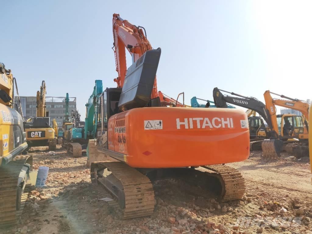 Hitachi ZX 240-3 Kāpurķēžu ekskavatori