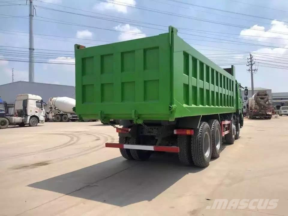 Howo 371 8x4 Pašizgāzējs