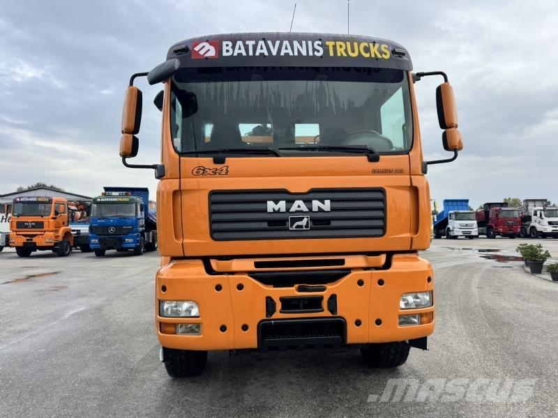 MAN  Smagās mašīnas ar celtni