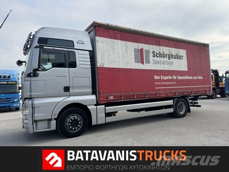 MAN TGX 18.360 ADR Tents