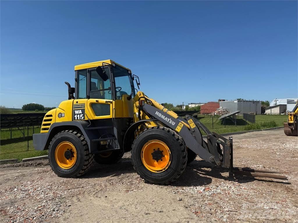 Komatsu  Iekrāvēji uz riteņiem