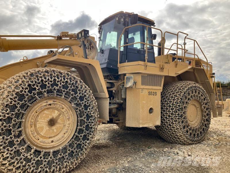CAT 988H Iekrāvēji uz riteņiem