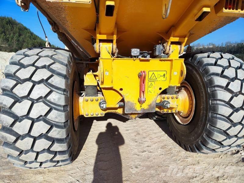 Volvo A45G Artikulētie pašizgāzēji