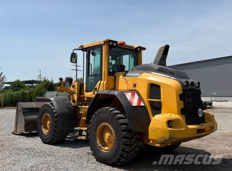Volvo L90H Iekrāvēji uz riteņiem
