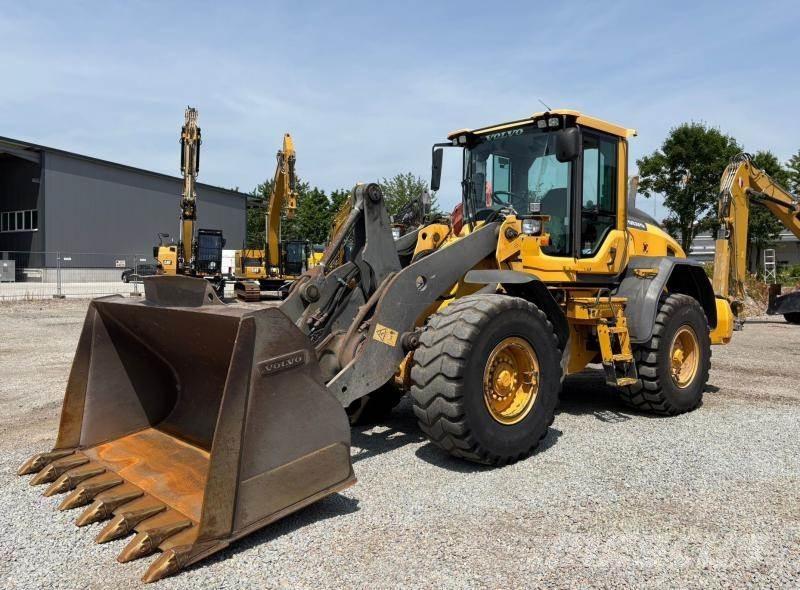 Volvo L90H Iekrāvēji uz riteņiem