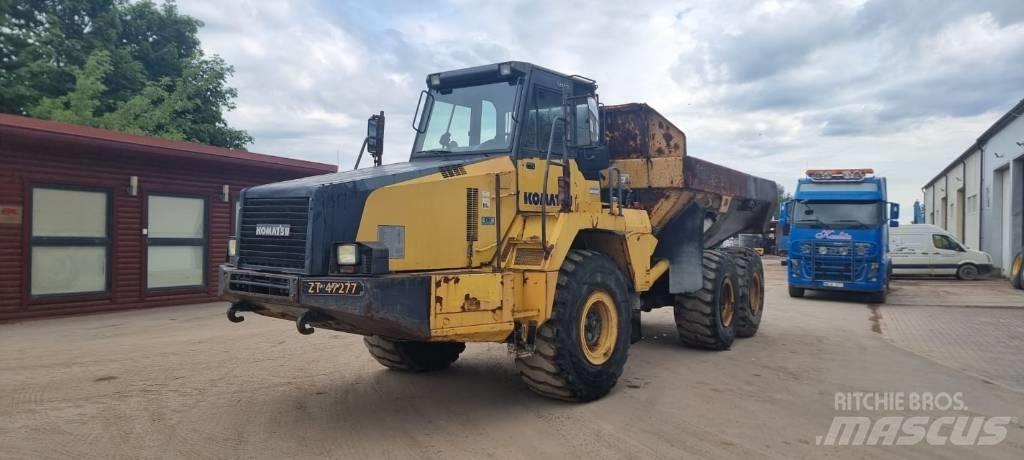 Komatsu HM 300-2 Artikulētie pašizgāzēji