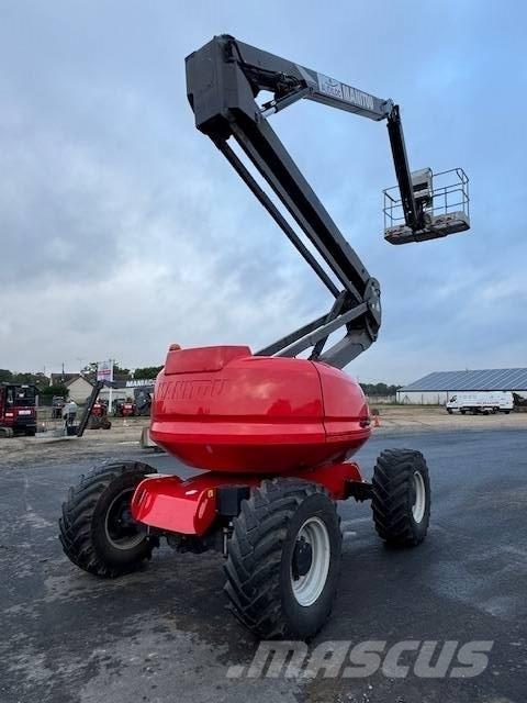Manitou 200 ATJ Kompakts pacēlājs ar rotējošu strēli