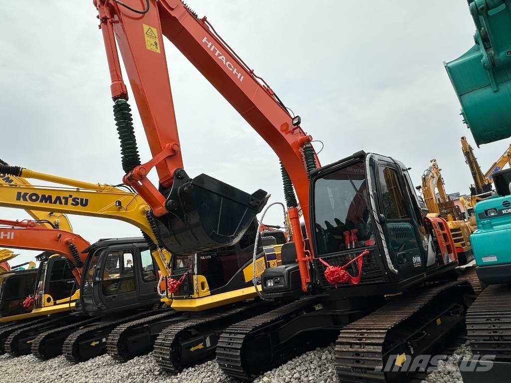 Hitachi ZX 120 Kāpurķēžu ekskavatori
