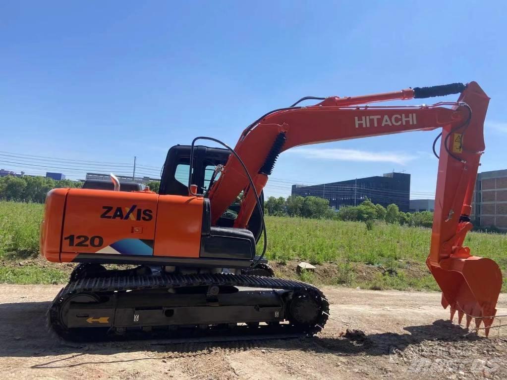 Hitachi ZX 120-6 Kāpurķēžu ekskavatori