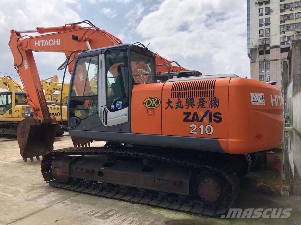 Hitachi zx210 Kāpurķēžu ekskavatori