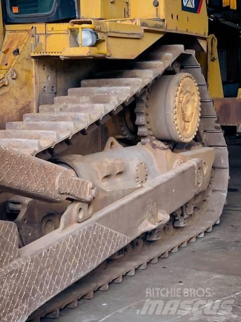CAT D 9 T Kāpurķēžu buldozeri