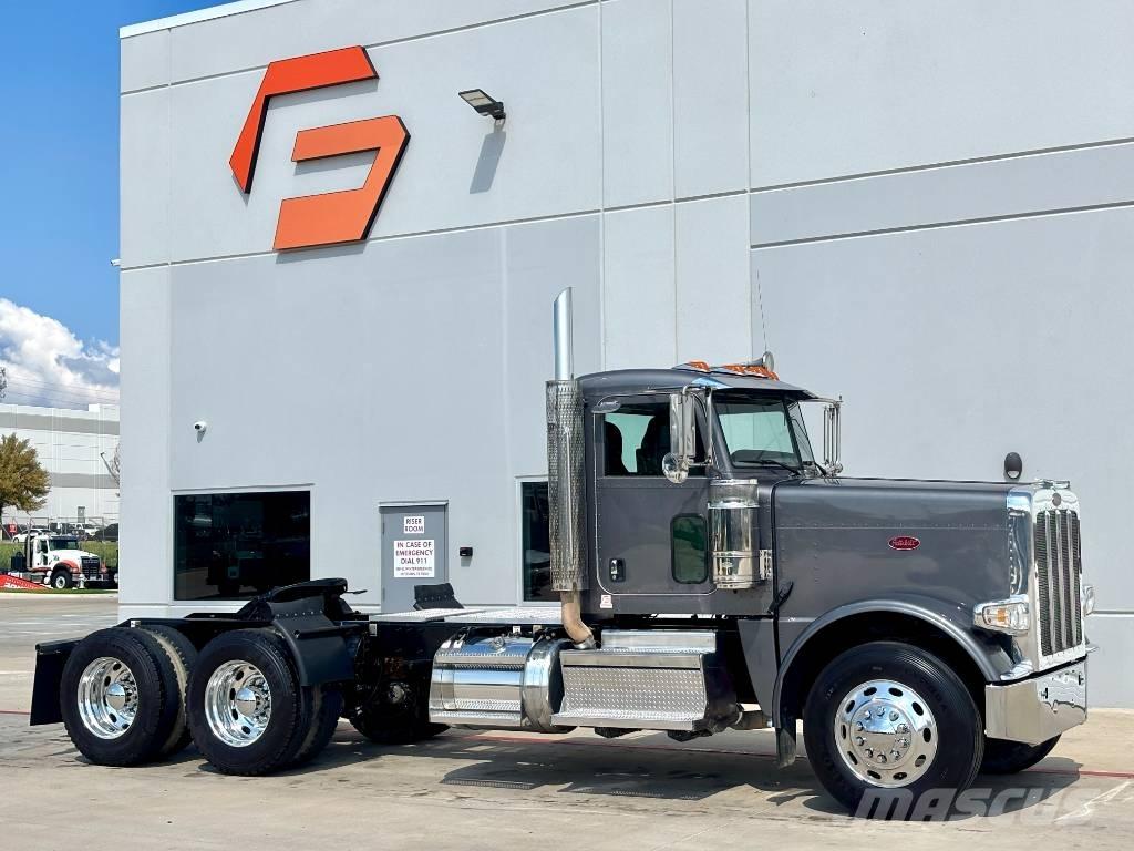 Peterbilt 389 Vilcēji