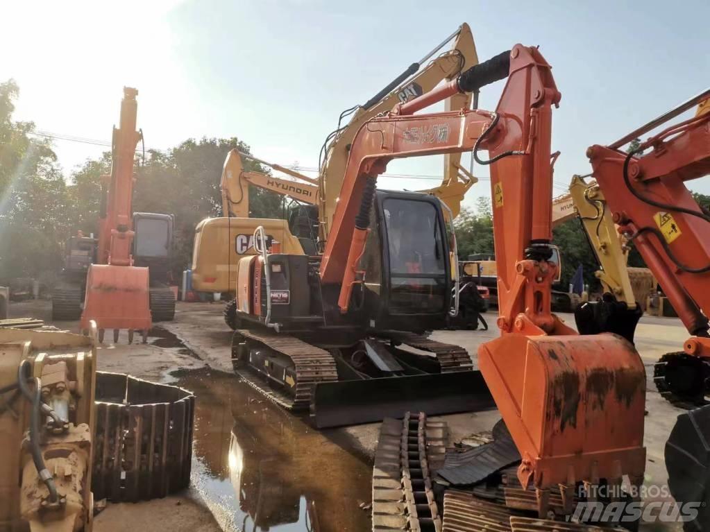 Hitachi ZX 70-5A Vidēja lieluma ekskavatori 7 t - 12 t