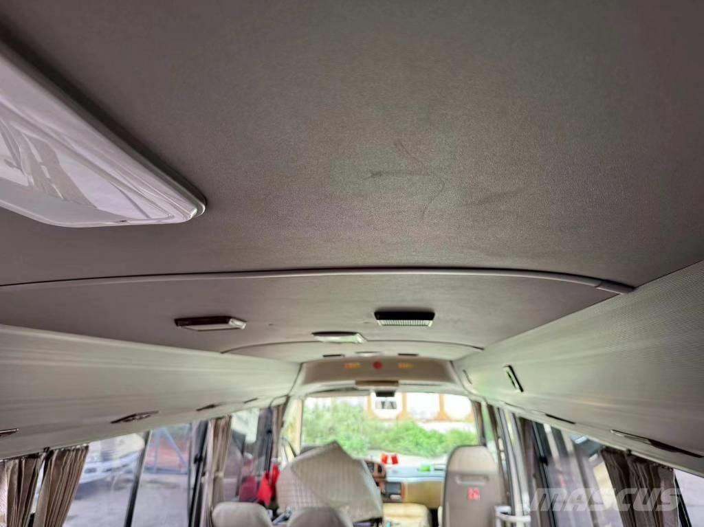 Toyota Coaster Bus Mikroautobusi