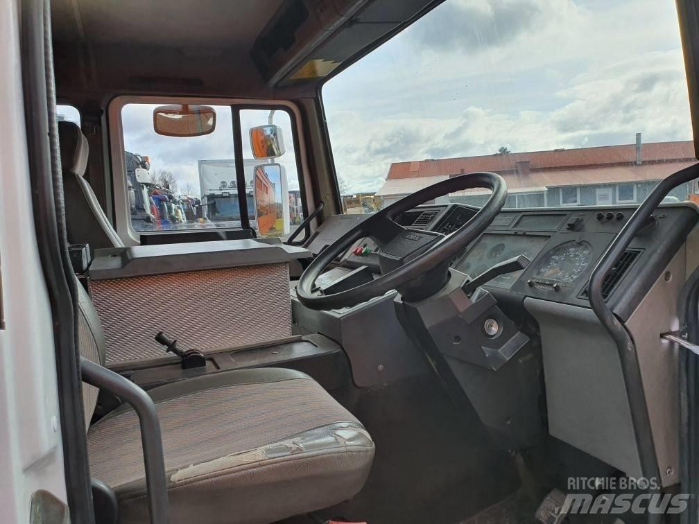 Volvo FE618 Pacēlājplatformas - piekabes