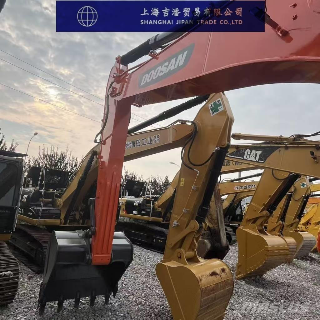 Doosan DX 300 Kāpurķēžu ekskavatori
