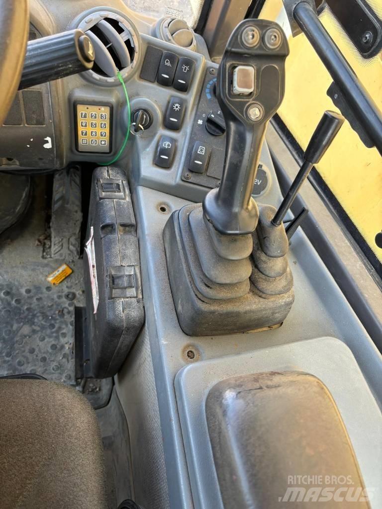 Volvo L 25 F Iekrāvēji uz riteņiem