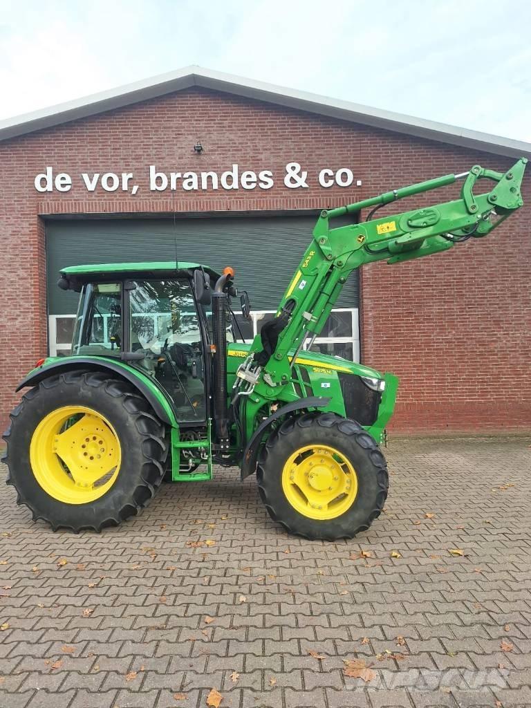 John Deere 5075M Traktori