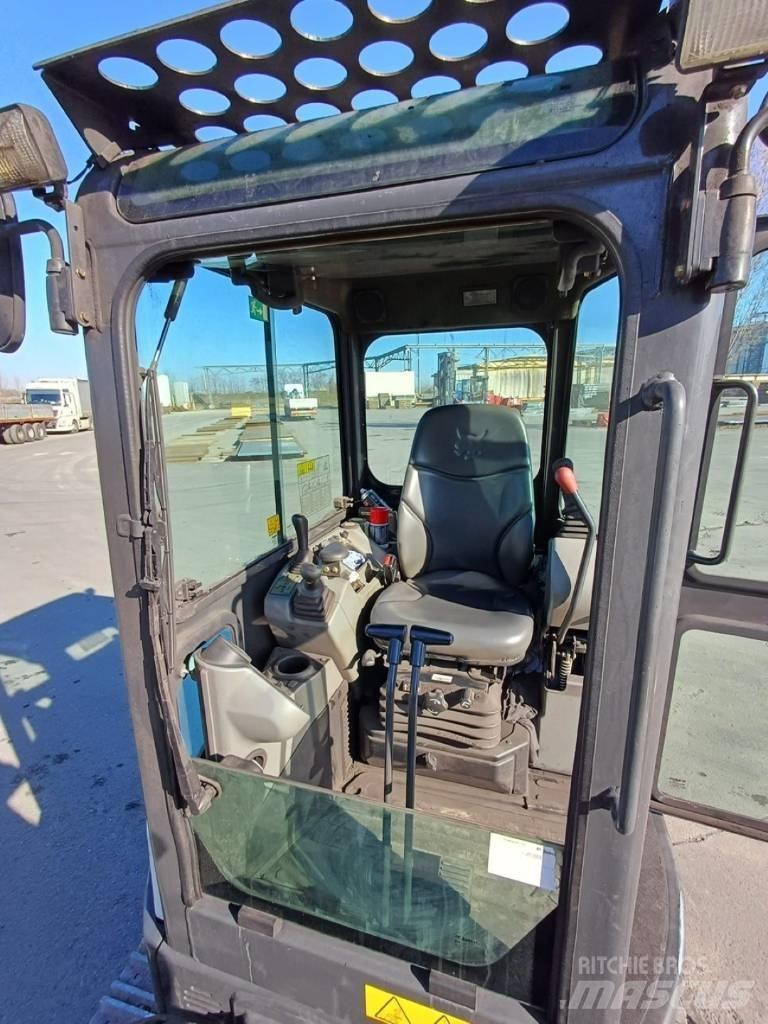 Bobcat E26 Mini ekskavatori < 7 t