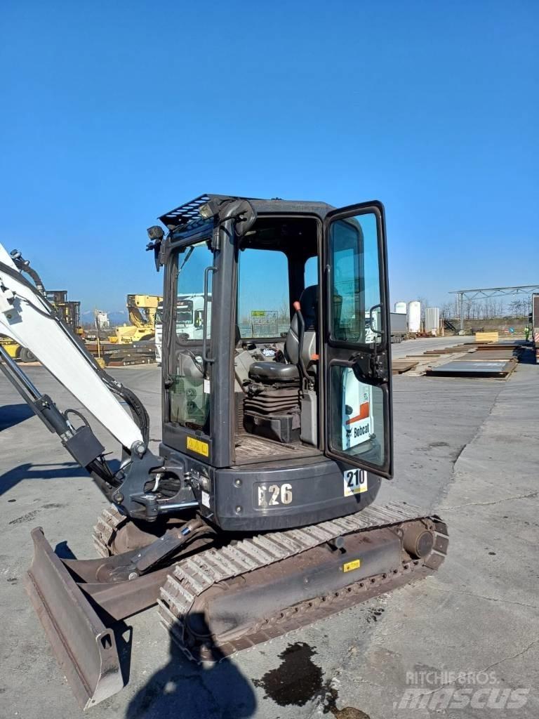 Bobcat E26 Mini ekskavatori < 7 t