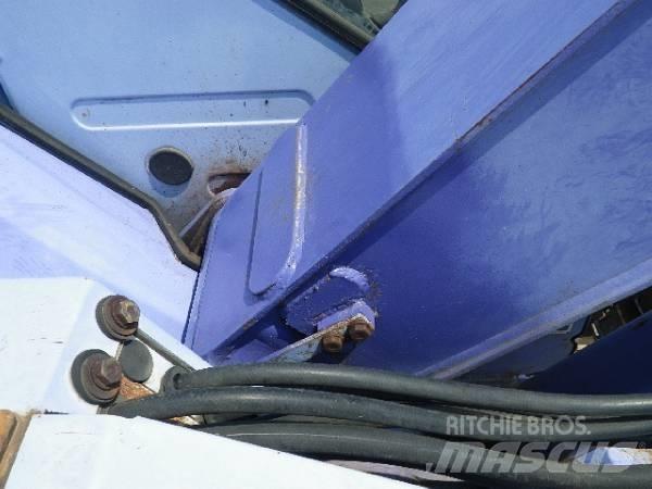 Komatsu PC75UU Kāpurķēžu ekskavatori