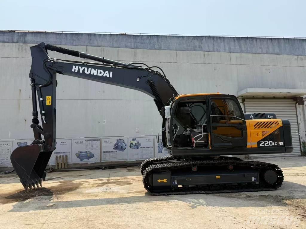 Hyundai R220LC-9S Vidēja lieluma ekskavatori 7 t - 12 t
