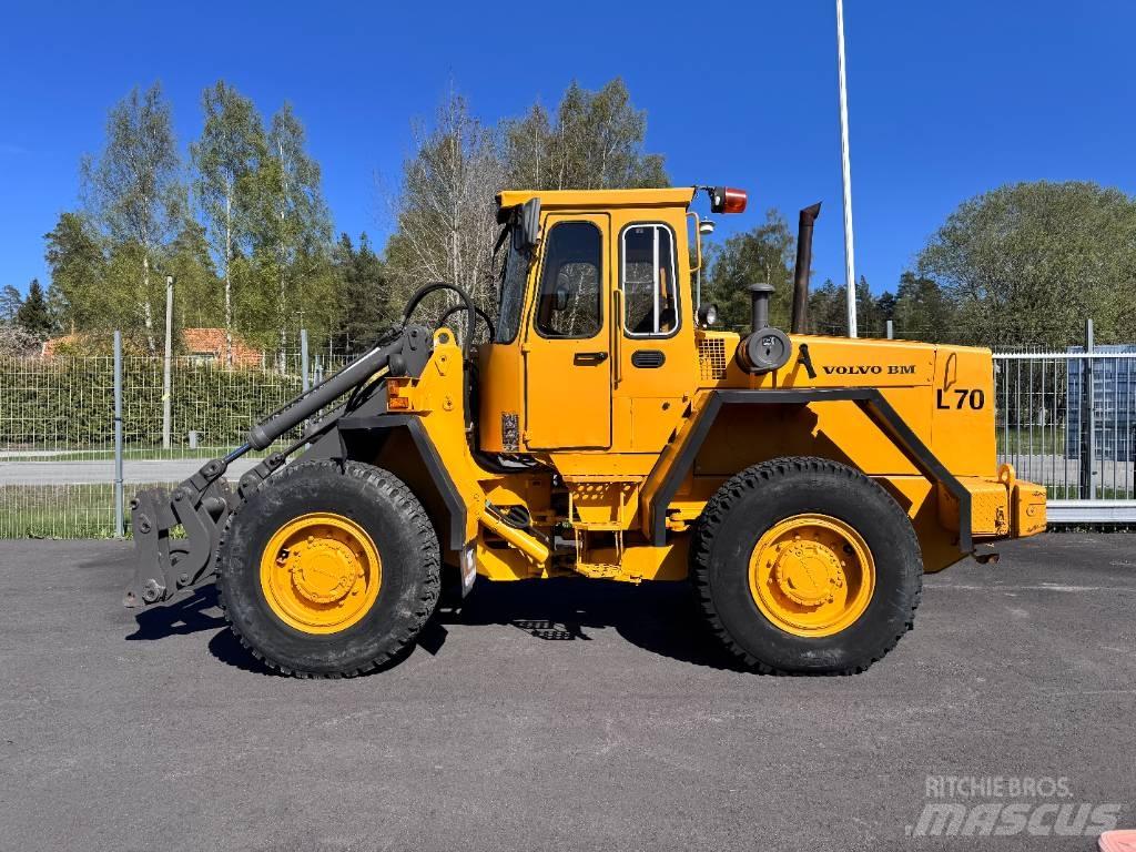 Volvo BM L 70 Iekrāvēji uz riteņiem