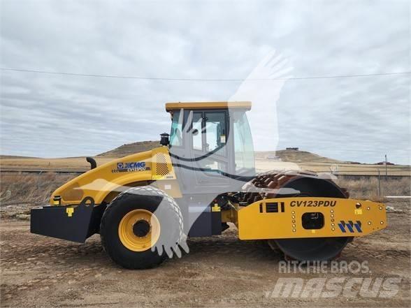 XCMG CV123PDU Vienvalča grunts veltņi