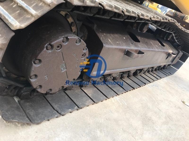 Komatsu PC200-7 Kāpurķēžu ekskavatori