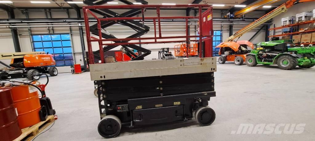 JLG 2630 ES Šķerveida pacēlāji