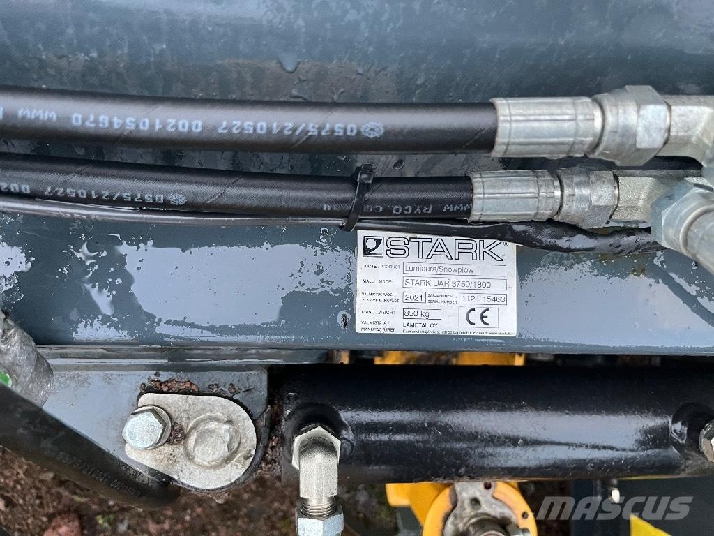 Stark Uar 3750/1800 Sniega naži un tīrītāji