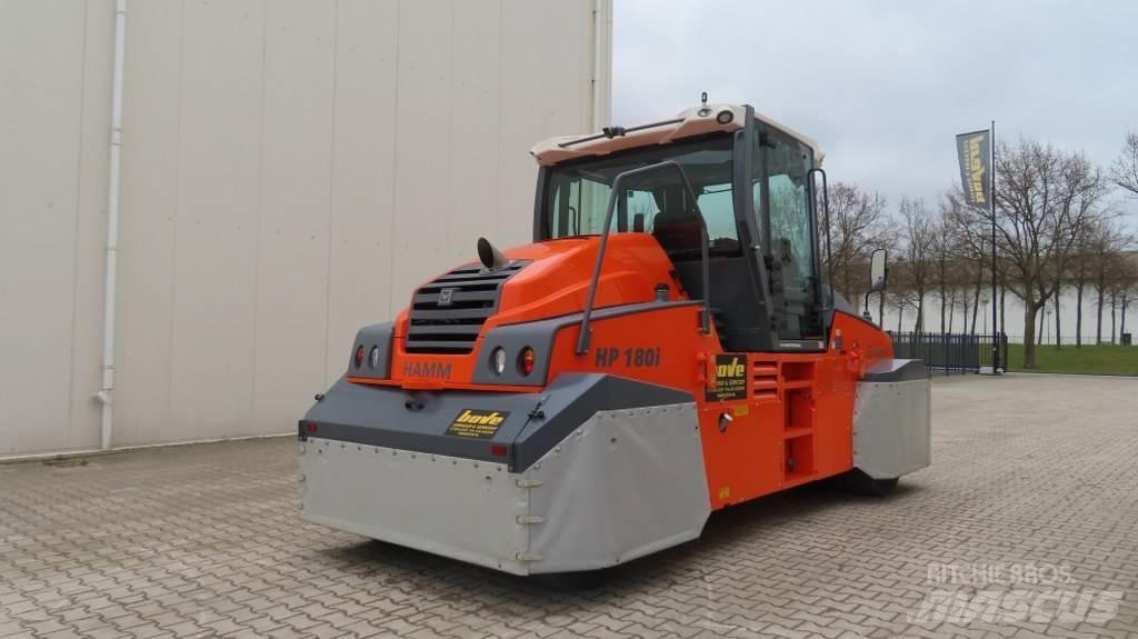 Hamm HP180i Pneimatiskie veltņi