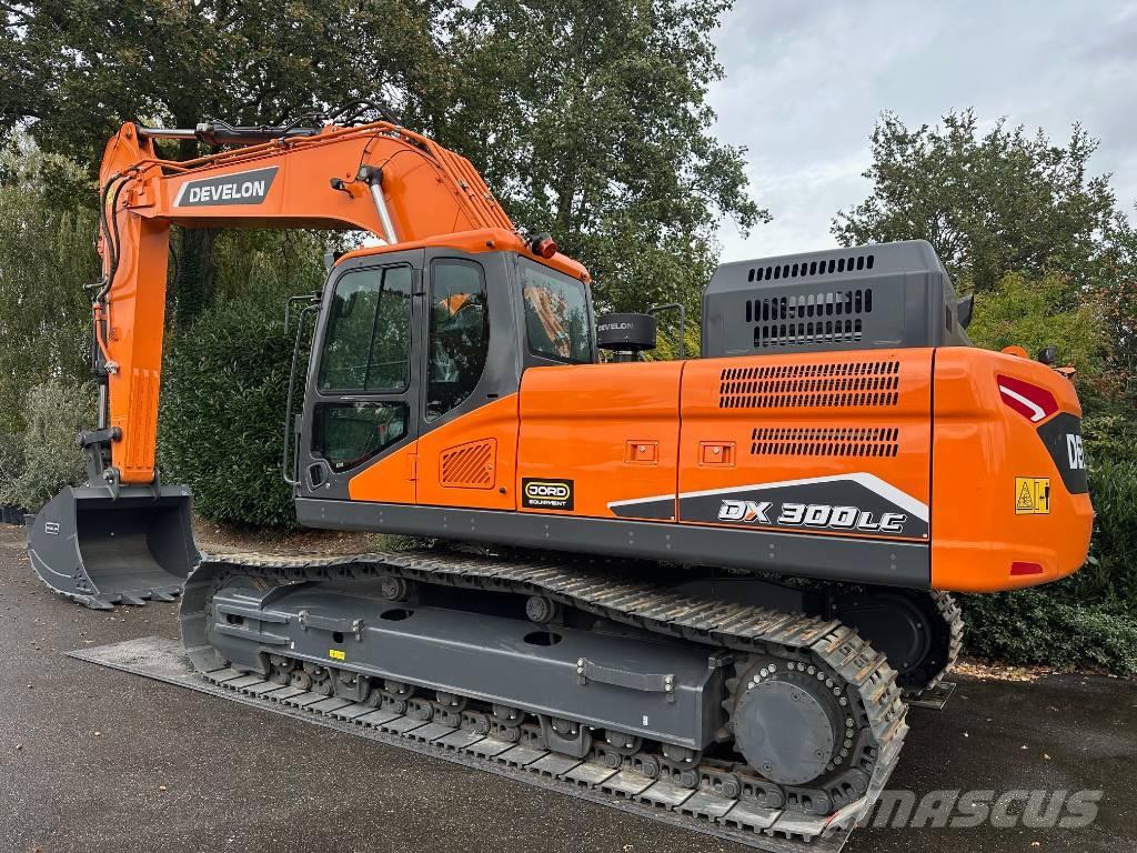 Develon DX 300 LC-7M Kāpurķēžu ekskavatori