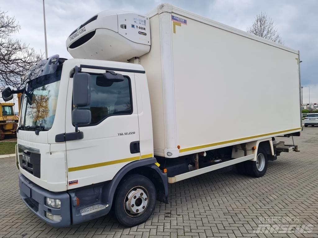 MAN 12.220 5.6m Kravas automašīnas - refrižeratori